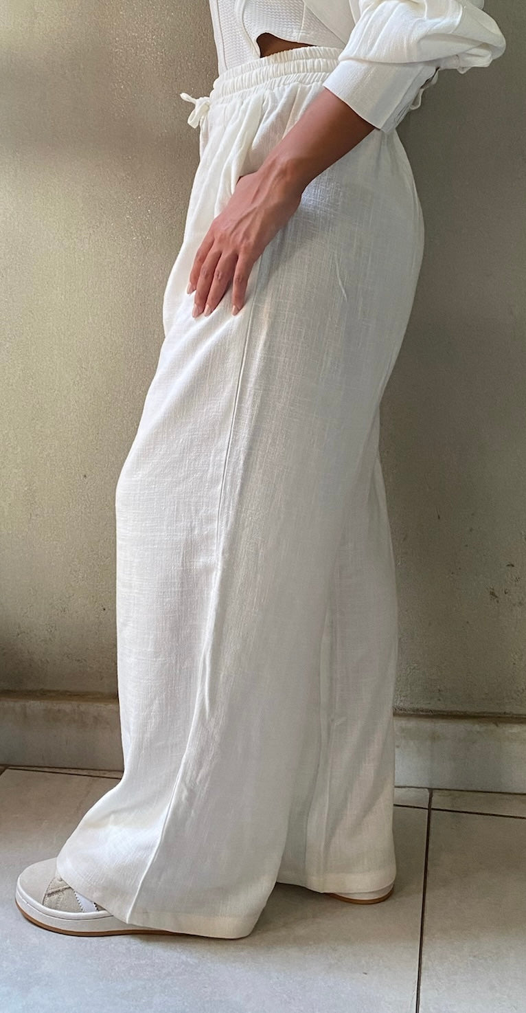The Petite Linen Pants In White